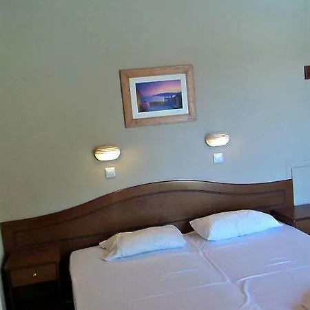 Otel Paradise 2*