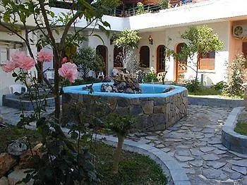 Otel Paradise 2*